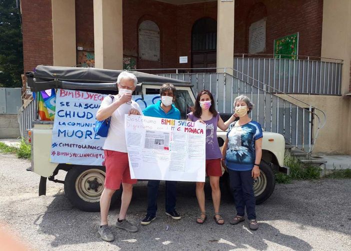 I ‘BimbiSvegli’ di Serravalle hanno ricevuto la solidarietà del Movimento di Cooperazione Educativa I ‘BimbiSvegli’ di Serravalle hanno ricevuto la solidarietà del Movimento di Cooperazione Educativa