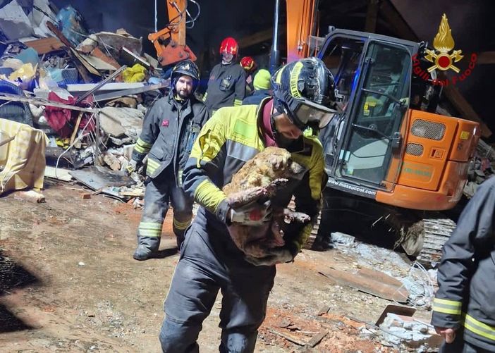 Le operazioni di salvataggio di ieri sera