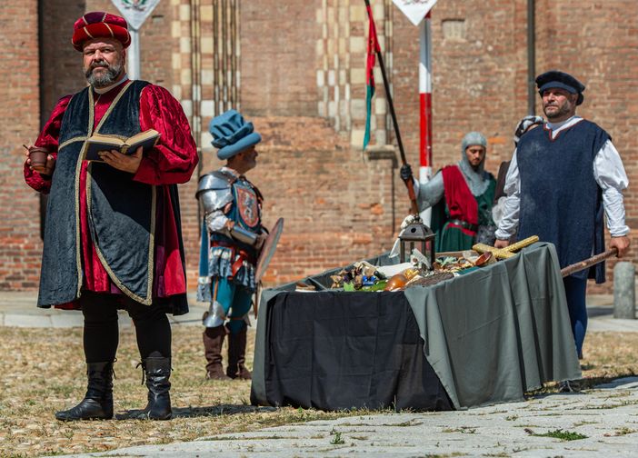Oltre 500 figuranti per la sfilata straordinaria del Palio di Asti