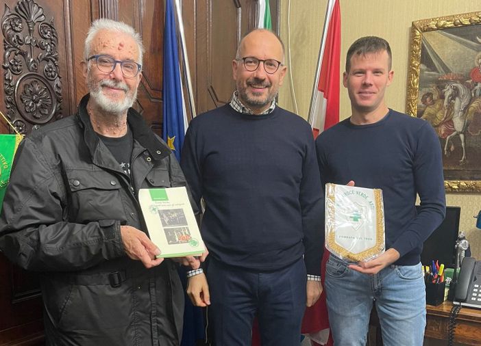 Ricevuto in Municipio il vicepresidente della Croce Verde di Asti Ricevuto in Municipio il vicepresidente della Croce Verde di Asti