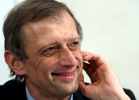 Piero Fassino (immagine d'archivio) Piero Fassino (immagine d'archivio)