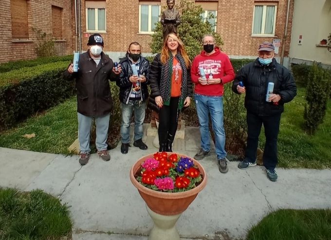 Nuove povertà: donati deodoranti e schiuma da barba  alla parrocchia di San Domenico Savio