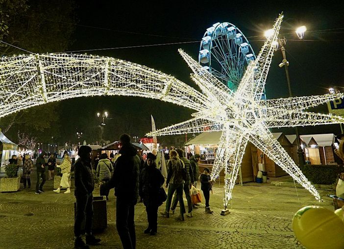 Asti, capitale del Natale: il mercatino che incanta l’Europa Asti, capitale del Natale: il mercatino che incanta l’Europa