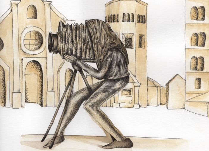 Costigliole d'Asti: due mostre fotografiche al Castello tra storia e sacralità Costigliole d'Asti: due mostre fotografiche al Castello tra storia e sacralità