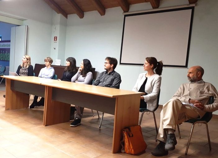 Le storie delle “belle persone” hanno conquistato i ragazzi della media di Villafranca