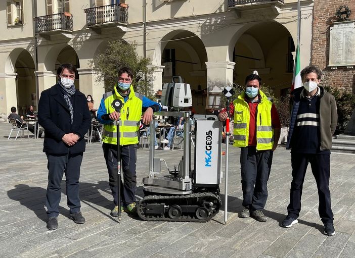 Nizza Monferrato riqualifica il centro storico grazie a un prototipo robotico a tecnologia laser scanner Nizza Monferrato riqualifica il centro storico grazie a un prototipo robotico a tecnologia laser scanner