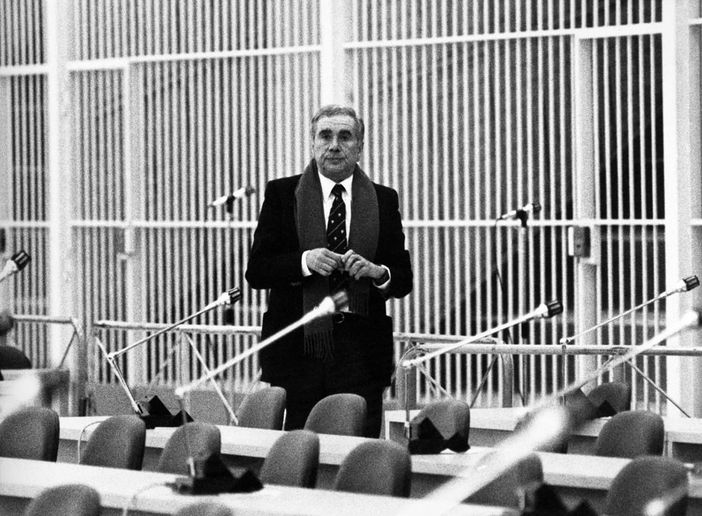 Enzo Tortora in tribunale (Foto Pub.Dom.) Enzo Tortora in tribunale (Foto Pub.Dom.)