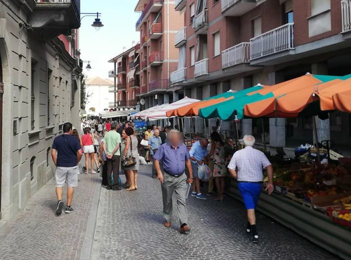 Costigliole d’Asti: “buona la prima” per il mercato domenicale in centro