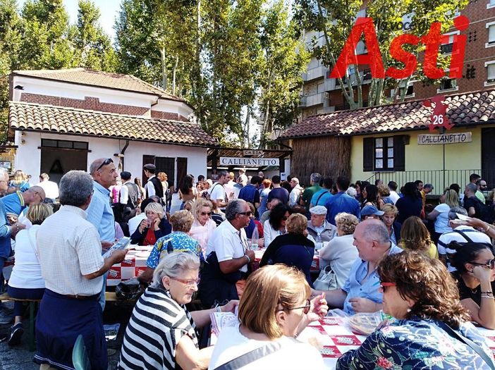 Continua la corsa alle Sagre: tutti in marcia per assaggiare il piatto migliore (FOTO) Continua la corsa alle Sagre: tutti in marcia per assaggiare il piatto migliore (FOTO)