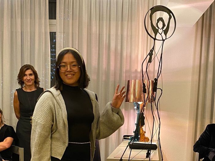 L'autrice con un modello della rotonda