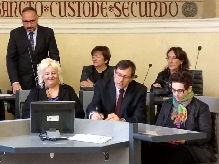 Nella foto Mellano ritratto nel corso di una conferenza stampa astigiana Nella foto Mellano ritratto nel corso di una conferenza stampa astigiana