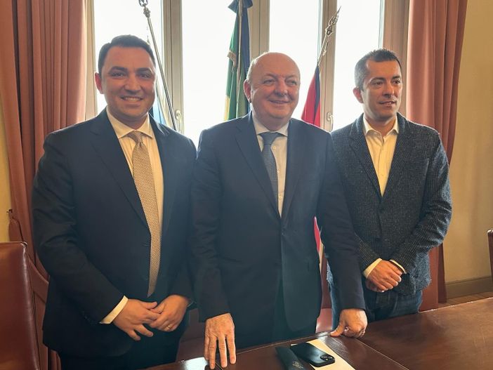Vitello (primo a sinistra) con il ministro Pichetto Fratin e l'assessore regionale Gabusi Vitello (primo a sinistra) con il ministro Pichetto Fratin e l'assessore regionale Gabusi
