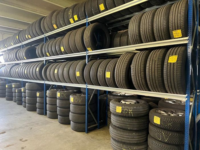 Da lunedì 15 aprile è necessario procedere al cambio gomme da invernali ad estive