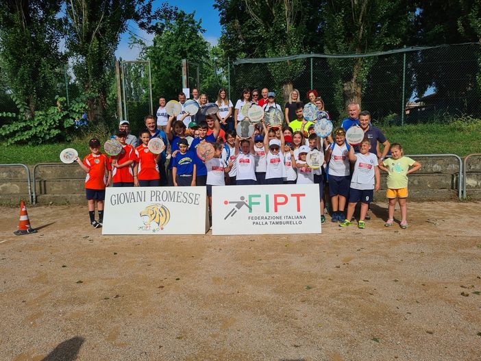 Una giornata di sport e amicizia allo Sferisterio Lungotanaro