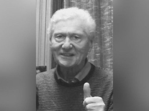 "Ciao Tino, Penso a quel tuo negozio dove l'arredo sembrava uscire da una cartolina in bianconero" "Ciao Tino, Penso a quel tuo negozio dove l'arredo sembrava uscire da una cartolina in bianconero"