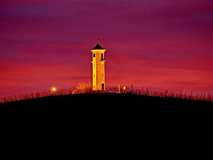 Canelli, Torre dei Contini