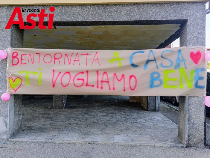 Gli striscioni preparati per festeggiare il suo ritorno a casa (ph. Merfephoto - Efrem Zanchettin)