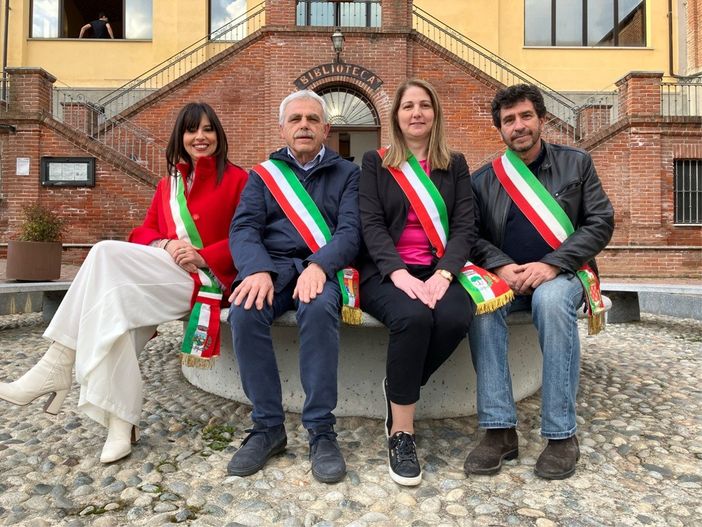 Isindaci dei quattro centri della competizione: Roberta Franco (Cantarana), Sergio Magnetti (Monale), Anna Macchia (Villafranca), Silvio Tealdi (Ferrere)