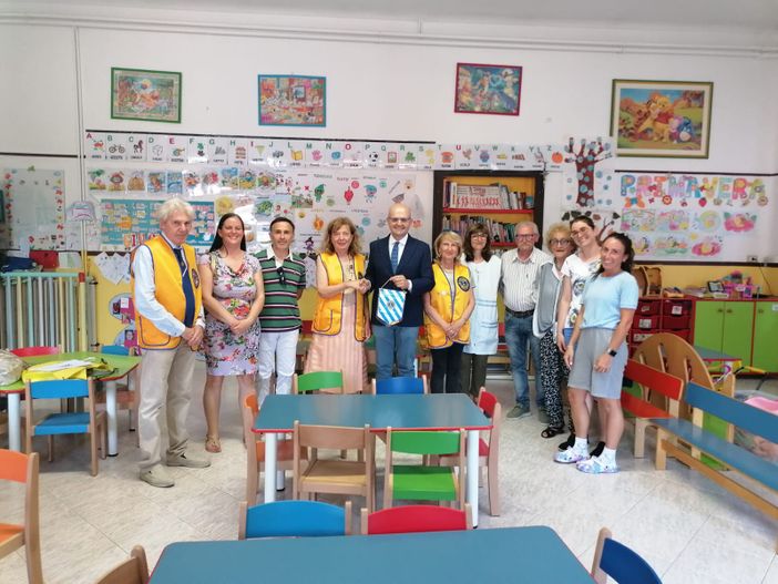 Asilo &quot;Cassanello&quot; più colorato e accogliente grazie al Lions Club Costigliole d'Asti