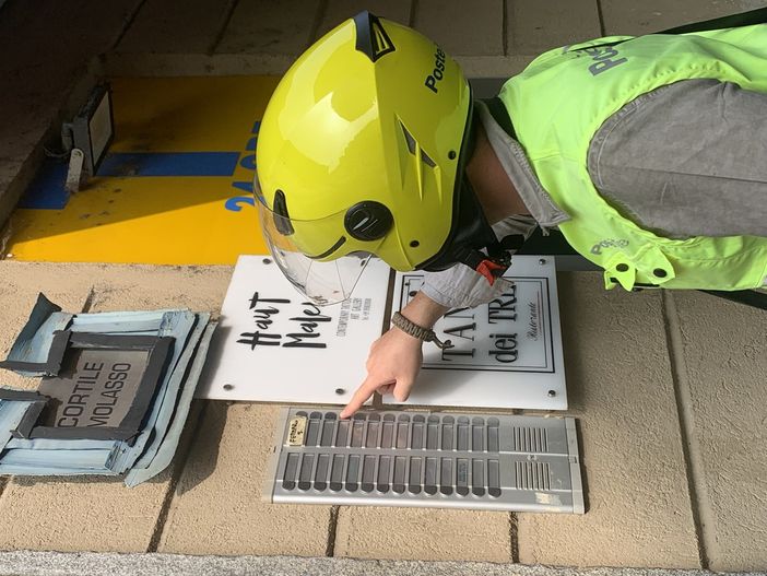 Poste Italiane cerca portalettere: aperte le candidature per contratti a tempo determinato Poste Italiane cerca portalettere: aperte le candidature per contratti a tempo determinato