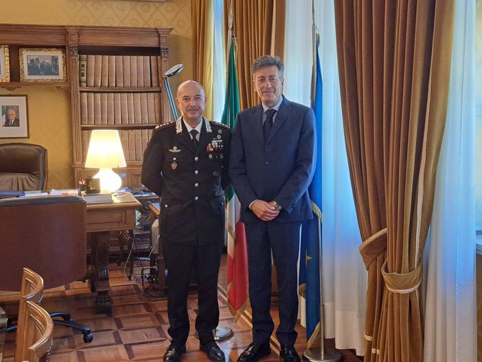 Il colonnello Giovanni Di Niso con il prefetto Claudio Ventrice Il colonnello Giovanni Di Niso con il prefetto Claudio Ventrice