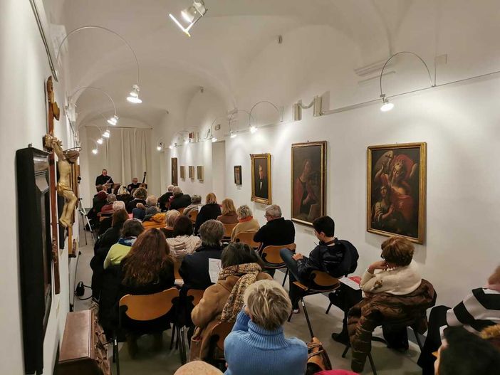 Con "La Bancarella" e "L'Arte Narrata": Moncalvo fa il pieno di cultura