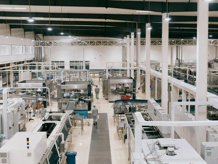 Acqua, aria e fluidi: come la manutenzione moderna e gli avvolgitubo industriali migliorano sicurezza e operatività negli impianti