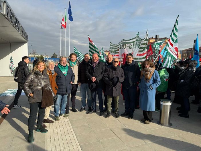 Lavoratori di Konecta in presidio (Archivio)