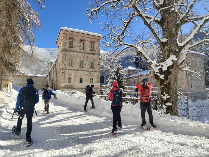 La magia dell’inverno al Castello di Casotto: ultimi due weekend per vivere l’esperienza con ciaspole