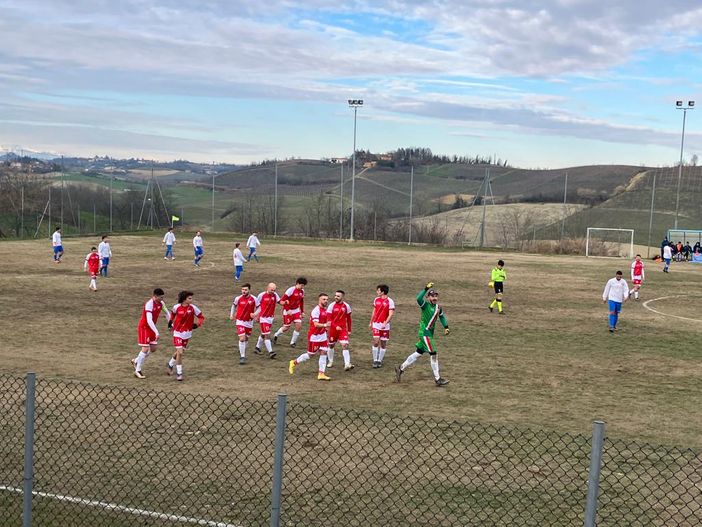 Calcio seconda categoria: Moncalvo è campione d'inverno dopo il derby di Calliano Calcio seconda categoria: Moncalvo è campione d'inverno dopo il derby di Calliano