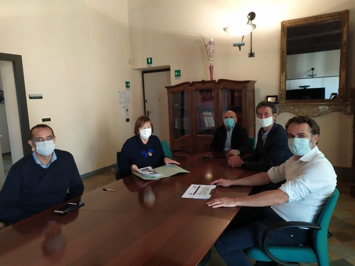 Asti, confronto sull’edilizia sociale tra Comune, vertici dell’ATC e l’On. Giaccone Asti, confronto sull’edilizia sociale tra Comune, vertici dell’ATC e l’On. Giaccone