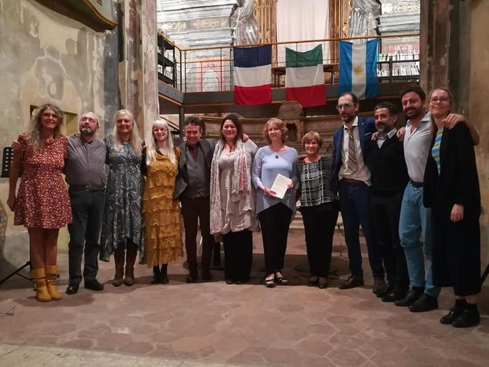 La poesia incanta Villanova. Otto poeti da diverse parti d'Italia nella Chiesa dei Batù La poesia incanta Villanova. Otto poeti da diverse parti d'Italia nella Chiesa dei Batù