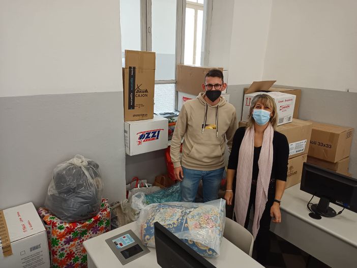 Anche l’IIS Alfieri ha effettuato una raccolta di beni per l’Ucraina Anche l’IIS Alfieri ha effettuato una raccolta di beni per l’Ucraina