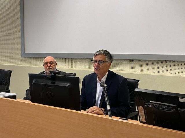 Università: il saluto del presidente Sacco alle matricole del corso SUISM Università: il saluto del presidente Sacco alle matricole del corso SUISM