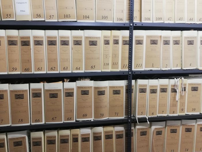 Parte dei faldoni che verranno digitalizzati