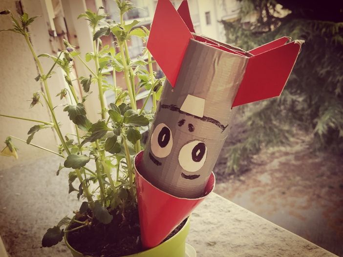 "Storie dall'alveare", una favola al giorno per i vostri bambini. Oggi "In viaggio fra le stelle" "Storie dall'alveare", una favola al giorno per i vostri bambini. Oggi "In viaggio fra le stelle"