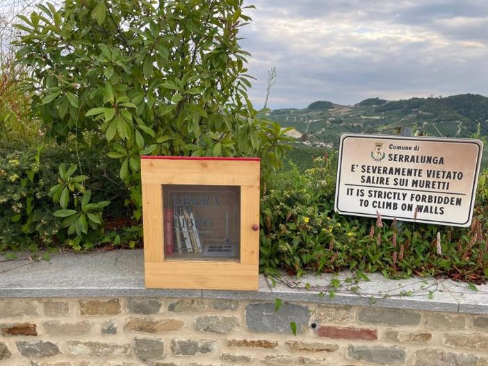 Leggere Ovunque, a Serralunga d’Alba l’ultima tappa del tour di presentazione del progetto