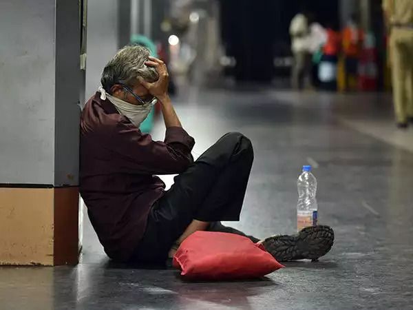 Rete di supporto psicologico per affrontare le emozioni provocate dall’emergenza Covid Rete di supporto psicologico per affrontare le emozioni provocate dall’emergenza Covid