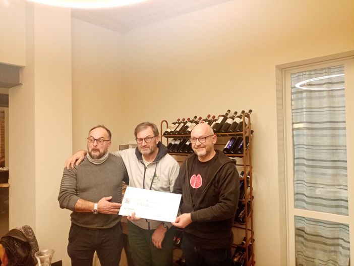 San Damiano: l'associazione New Project consegna oltre mille euro alla Collina degli Elfi