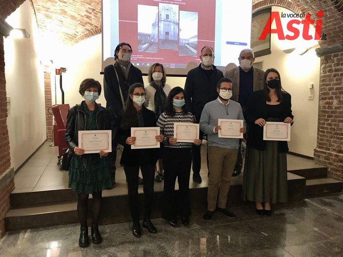 La consegna del Premio Bordone delle scorse edizioni La consegna del Premio Bordone delle scorse edizioni