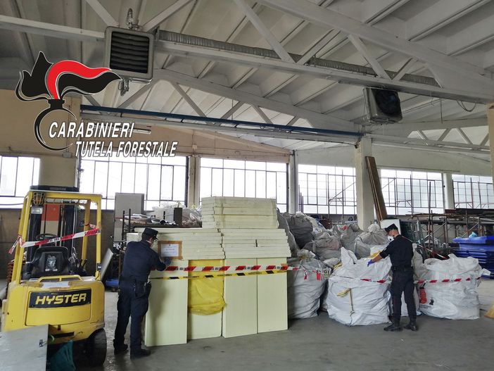 Il capannone di Canelli