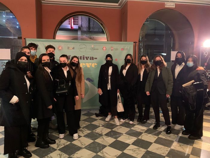 &quot;5 novembre al Castigliano: una scuola ha dato voce alle donne