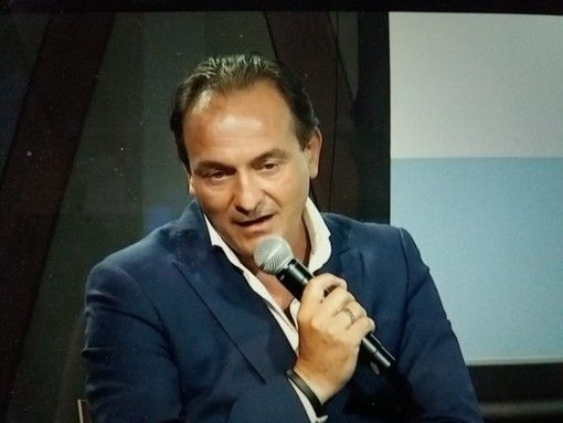 Cirio: "Pronto il bando coraggio per i piccoli eventi autunnali in Piemonte" Cirio: "Pronto il bando coraggio per i piccoli eventi autunnali in Piemonte"