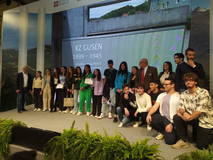 Gli studenti premiati Gli studenti premiati