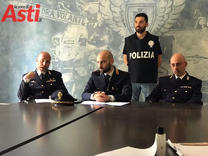 Accedevano a home banking dei clienti della Banca di Asti per effettuare prelievi: individuati dalla questura di Asti tre napoletani Accedevano a home banking dei clienti della Banca di Asti per effettuare prelievi: individuati dalla questura di Asti tre napoletani