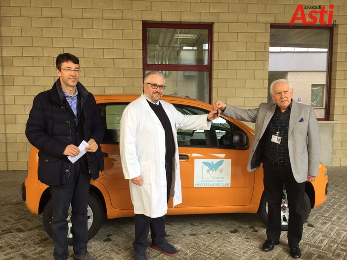 Da sinistra: il Commissario ASL Asti Giovanni Messori Ioli, il dottor Francesco Pinta e il presidente di Con Te, Fares Cerrina