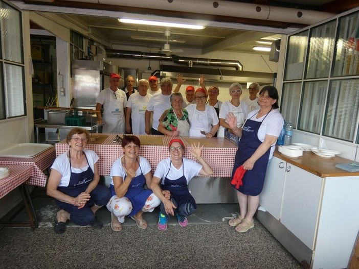 I cuochi e le cuoche della Proloco di Castiglione