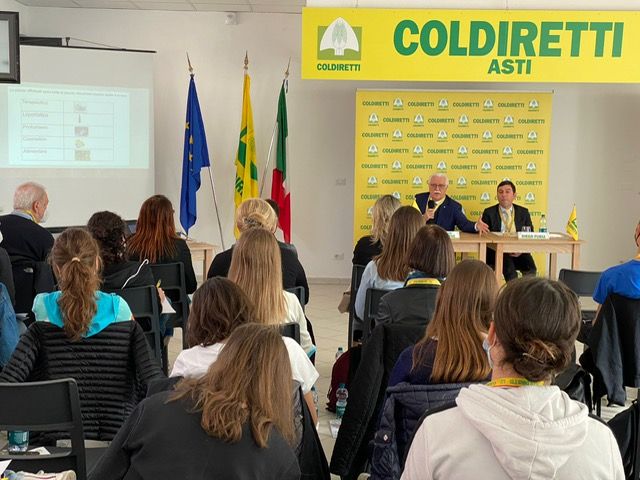 Concluso a Campagna Amica il primo ciclo di incontri &quot;A tavola con il nutrizionista clinico e dietologo Giorgio Calabrese&quot;