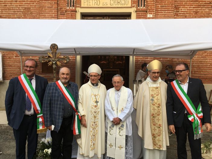 A Montechiaro messa solenne e festa per i 70 anni (più uno) di ordinazione di don Luigi Boeri A Montechiaro messa solenne e festa per i 70 anni (più uno) di ordinazione di don Luigi Boeri