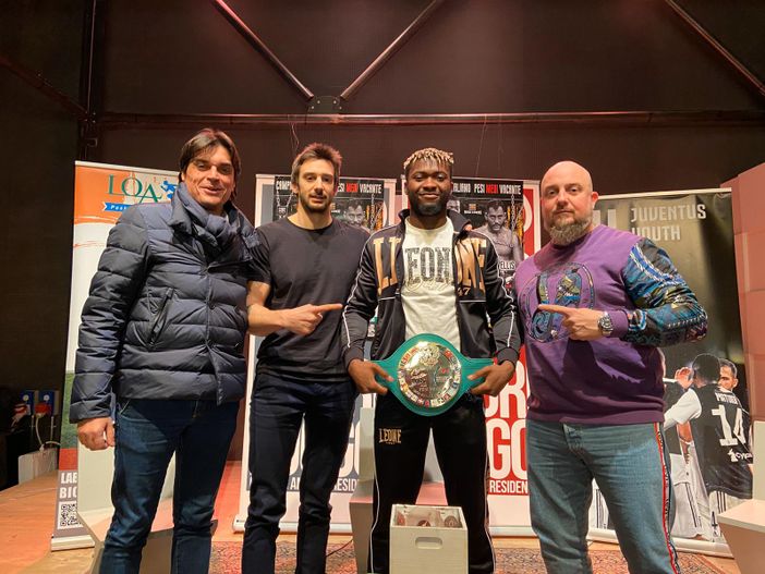 In attesa del grande evento sportivo con la boxe ad Asti si è parlato di pugilato al FuoriLuogo In attesa del grande evento sportivo con la boxe ad Asti si è parlato di pugilato al FuoriLuogo